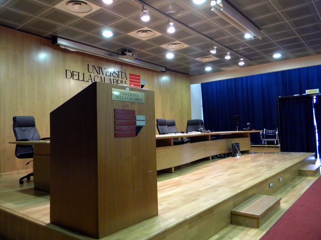 Aula Caldora Unical 01