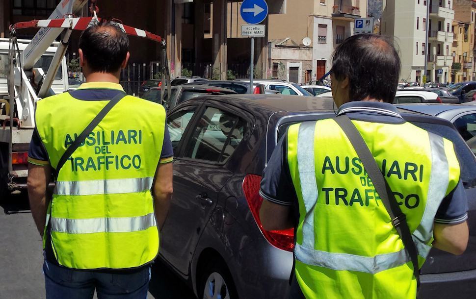 Ausiliari del traffico
