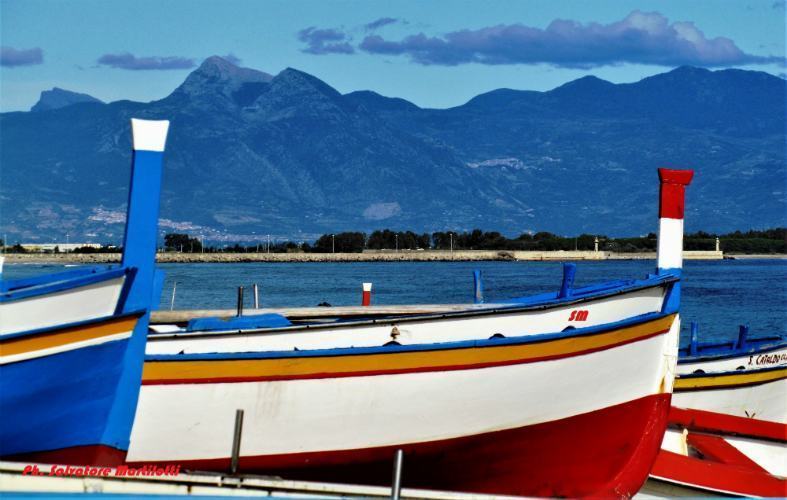 Battelli piccola pesca a Schiavonea