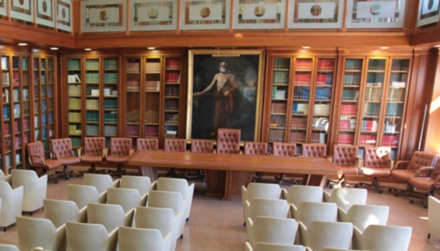 Biblioteca Arnoni palazzo giustizia tribunale cosenza