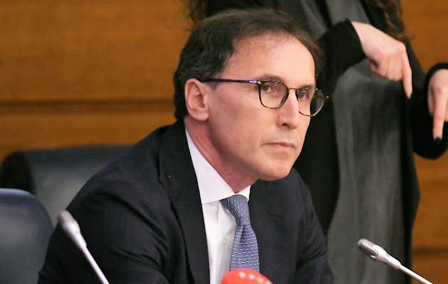 L'appello Boccia "restiamo in Italia. Il Governo non aveva riaperto le discoteche" 71 Boccia 2