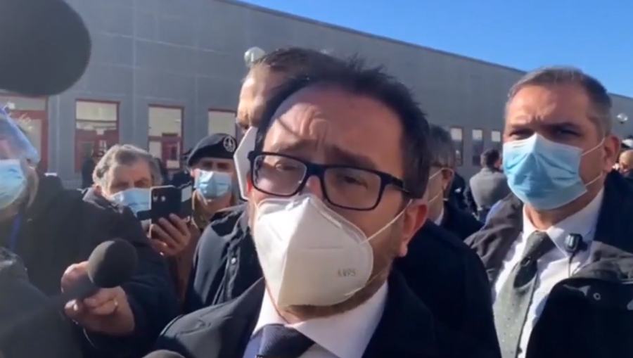 Bonafede in Calabria, "i processi di 'ndrangheta si celebrano qui, dove lo Stato è presente" 53 Bonafede Aula Bunker lamezia