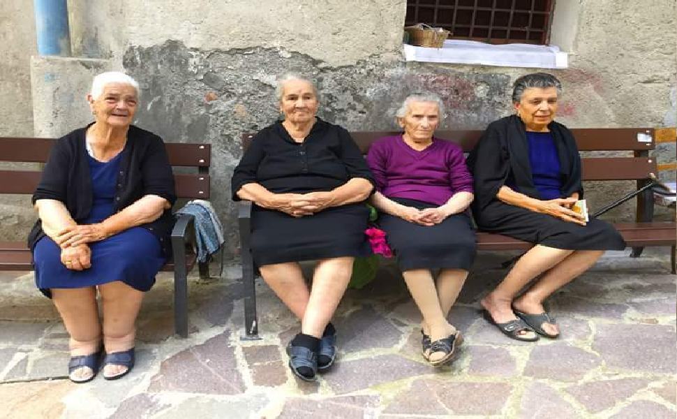La Calabria: terra di ultracentenari con la dieta della longevità 51 CENTENARI