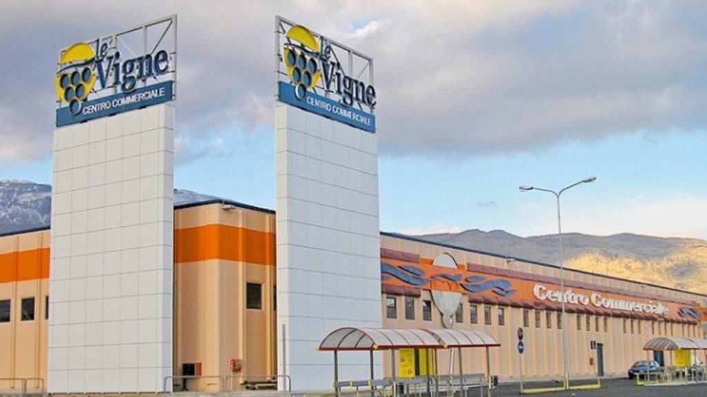Identificato il ragazzo morto a Castrovillari dopo il furto al centro commerciale 51 CENTRO COMMERCIALE LE VIGNE CASTROVILLARI 1024x576 1