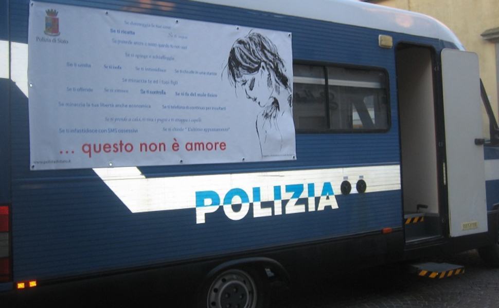 Montalto, giornata di sensibilizzazione contro la violenza sulle donne 51 Camer questo non e amore