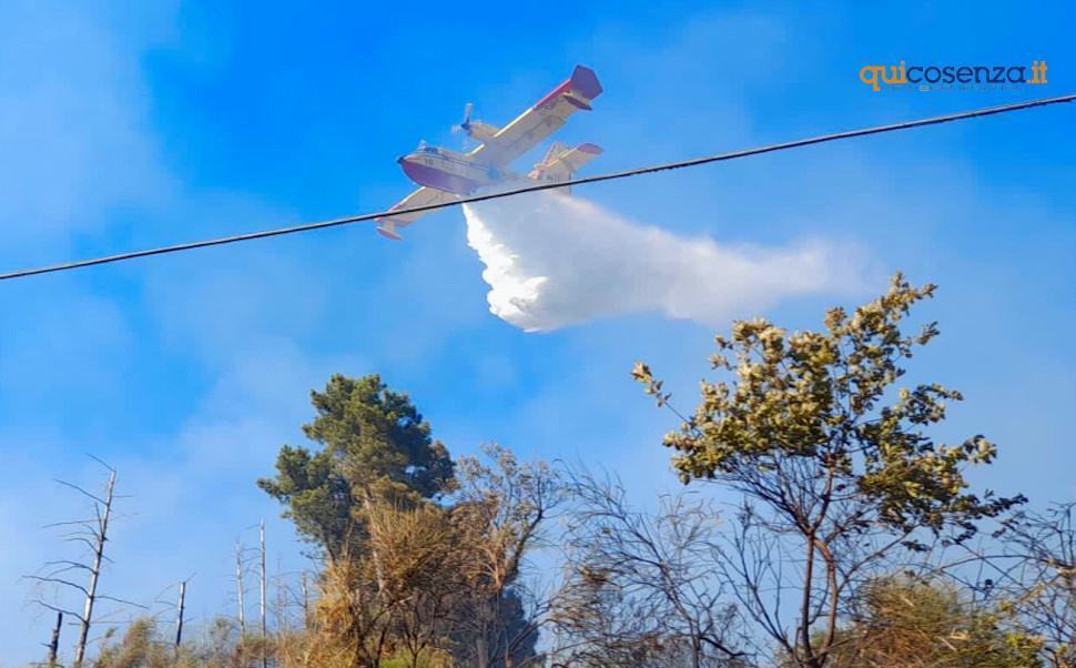 Canadair incendio2 3