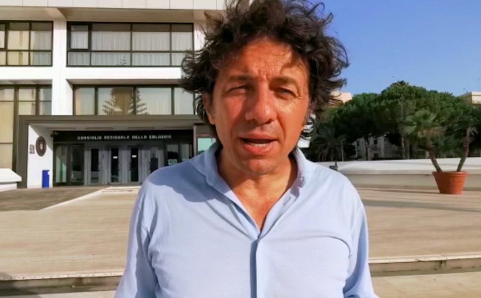 Affetto da fibromialgia, giovane cosentino rischia condanna per 2 piante di marijuana 59 Cappato
