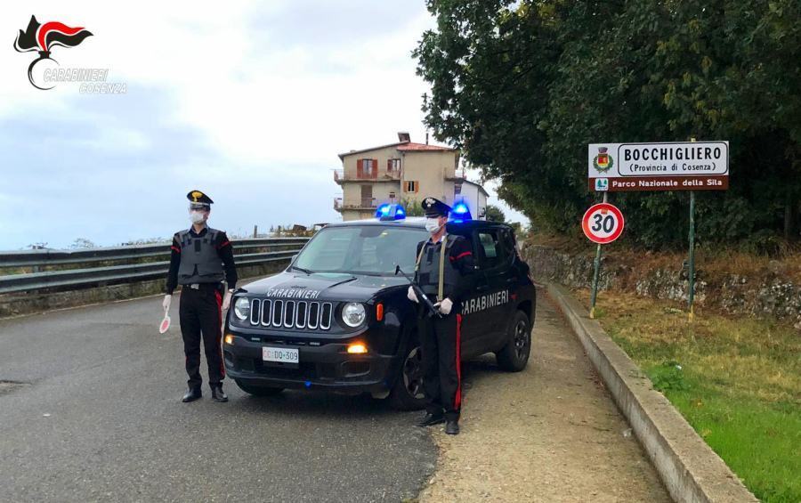 Bocchigliero, ruba in un'abitazione gioielli e monili. Beccato dalle telecamere 51 Carabinieri Bocchigliero