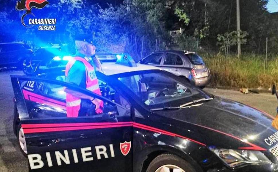 Cosenza, botte da orbi anche mentre allatta. Allontanato il compagno violento 51 Carabinieri Cosenza 01