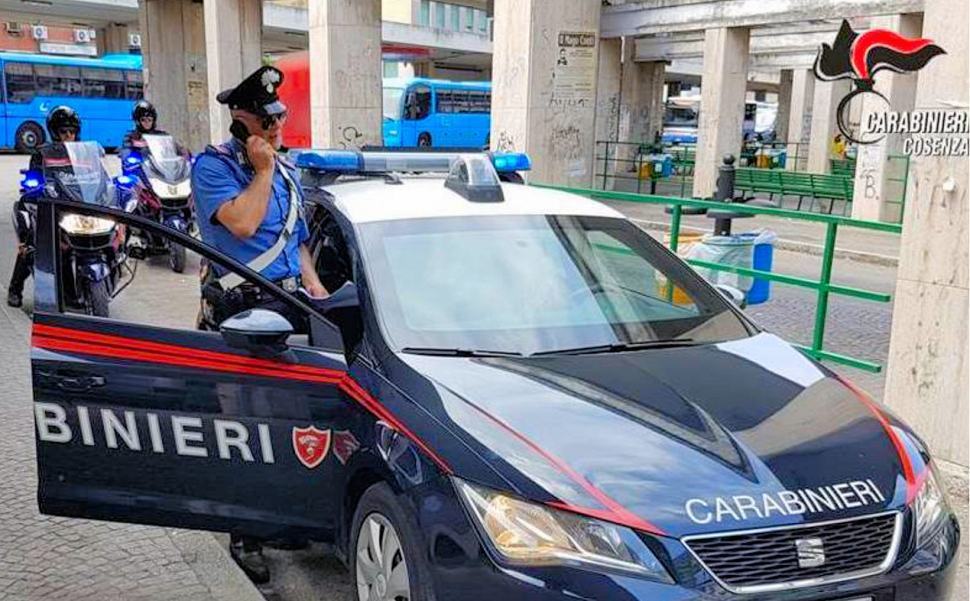 Cosenza, tenta un furto e fugge con una bici elettrica rubata 51 Carabinieri Cosenza 1 5