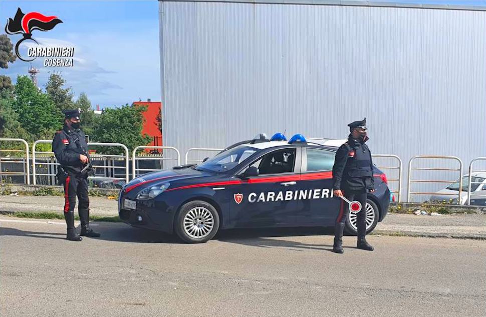 Cosenza, atti persecutori all'ex convivente: 40enne arrestato in flagranza di reato 51 Carabinieri Cosenza 37
