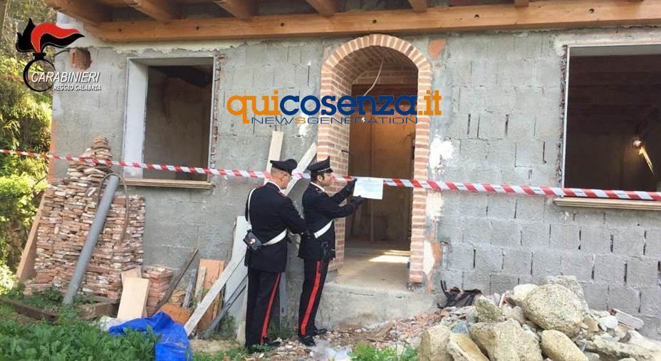 Carabinieri abusi edilizi