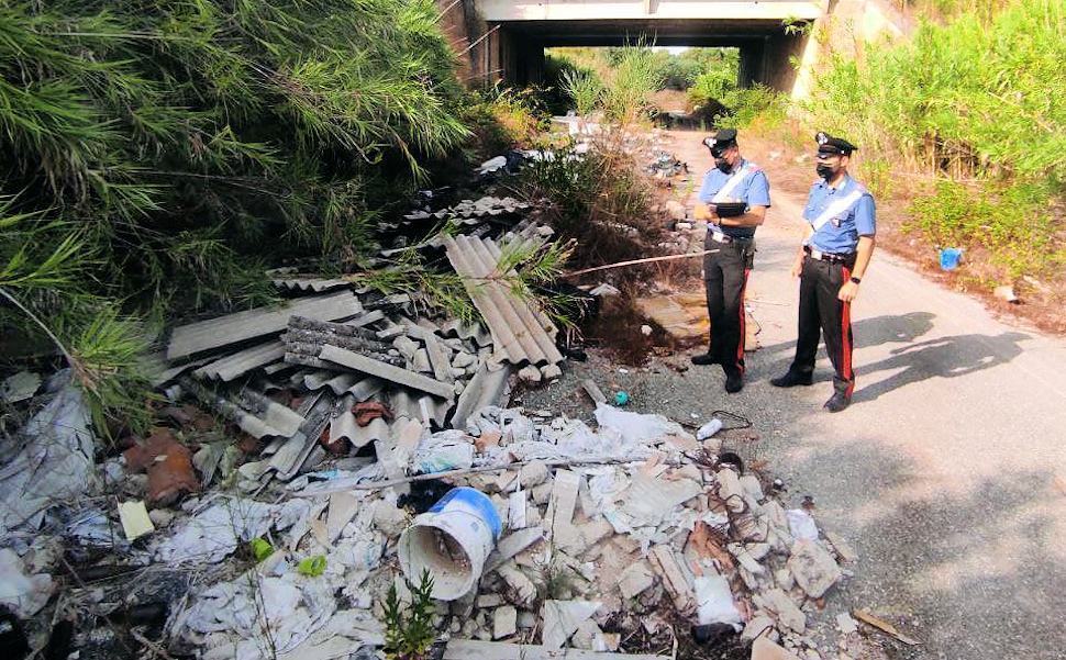 Carabinieri discarica