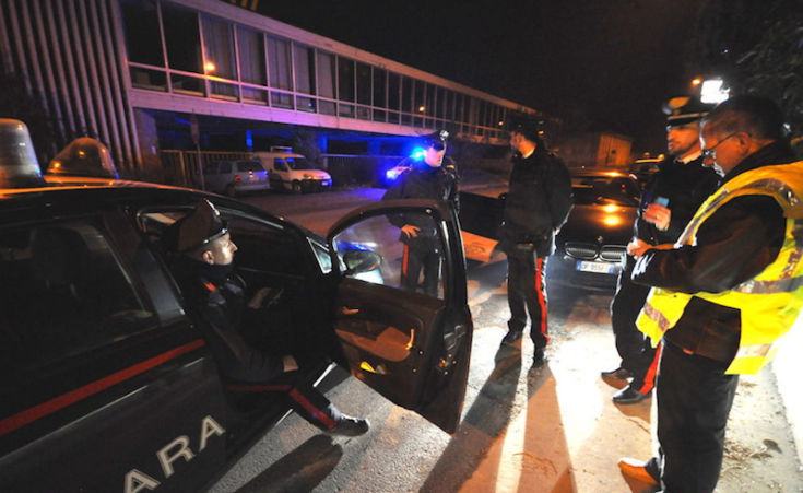 Carabinieri posto blocco