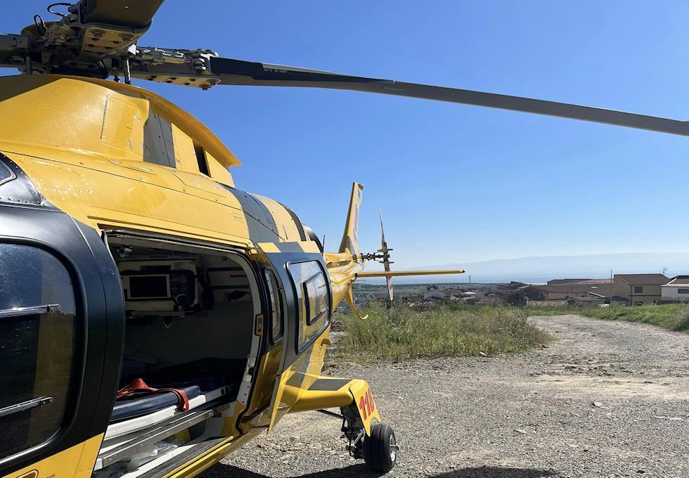Cassano precipita dal balcone