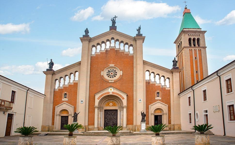 Cattedrale di Mileto vv