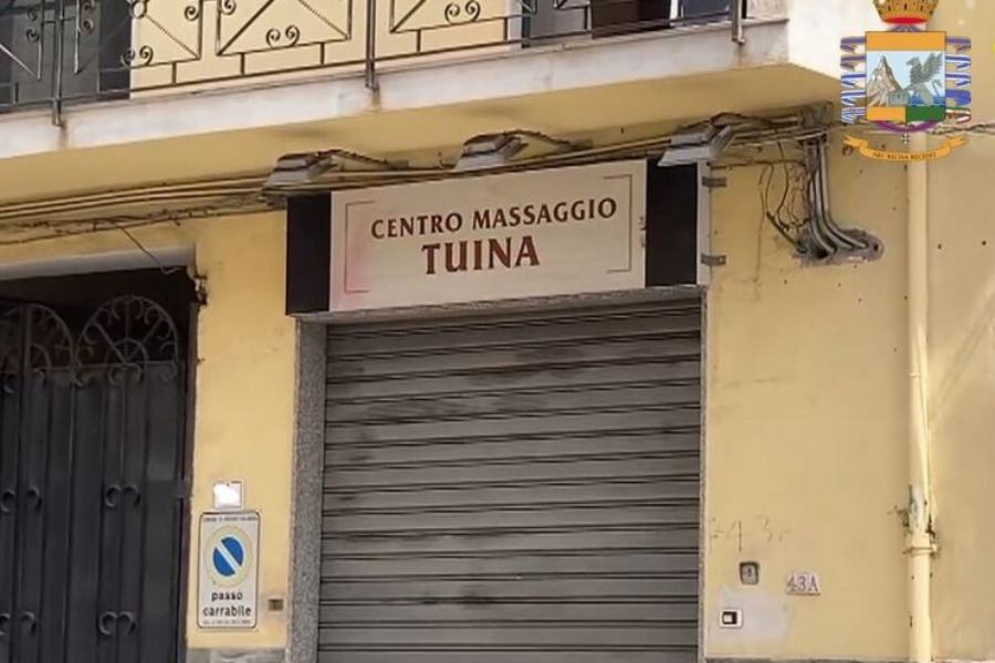 Centro massaggi sequestrato