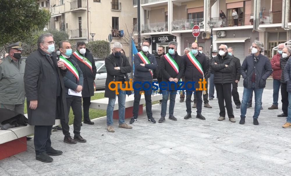 Cetraro sit in atto intimidatorio carabiniere 02