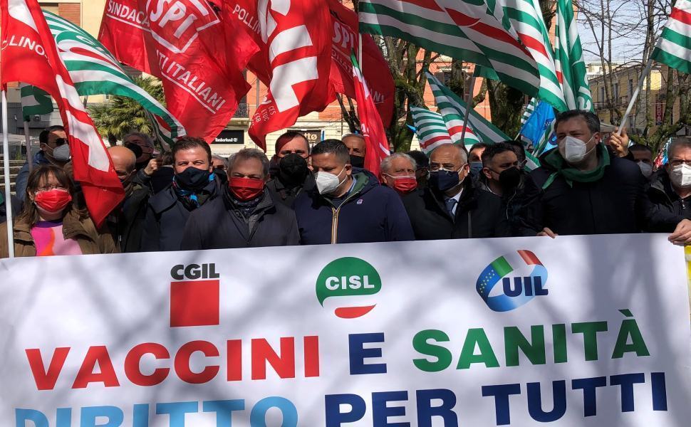 Cgil Cisl Uil Cosenza vaccini sanita