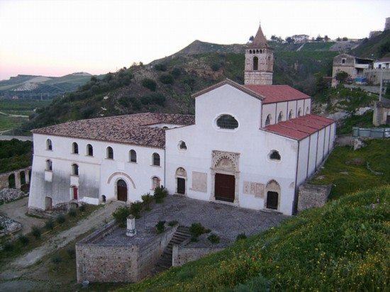 Domenica alla Chiesa del Carmine “La Bellezza. Eroi ed Eroine del Passato” 80 Chiesa del Carmine