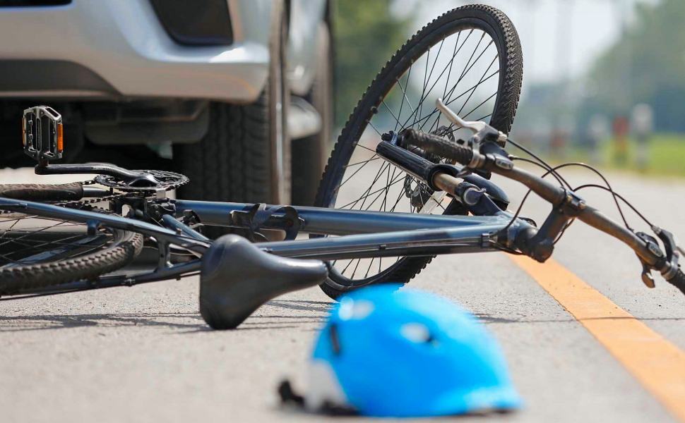 Ciclista investito bicicletta