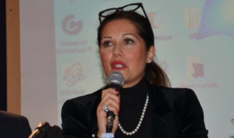 Cinzia Falcone: "ho capito che si trattava di una persona e non dello Stato" 53 Cinzia Falcone