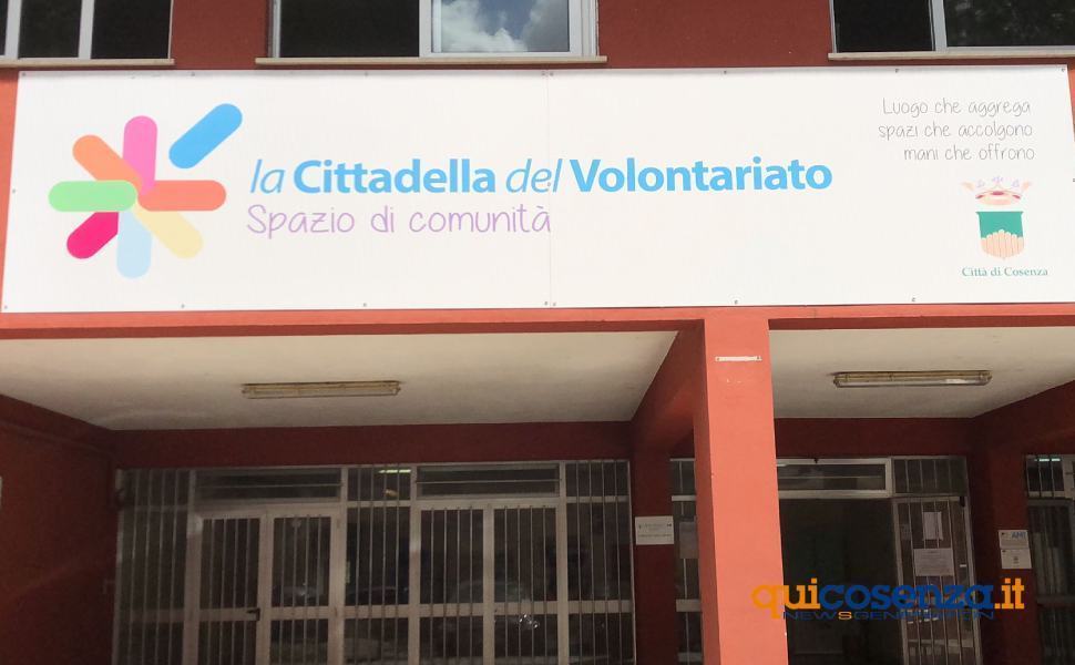 Cosenza, da oggi attivo lo sportello per i cittadini ucraini fuggiti dalla guerra 51 Cittadella del volontariato via stadi cosenza 3