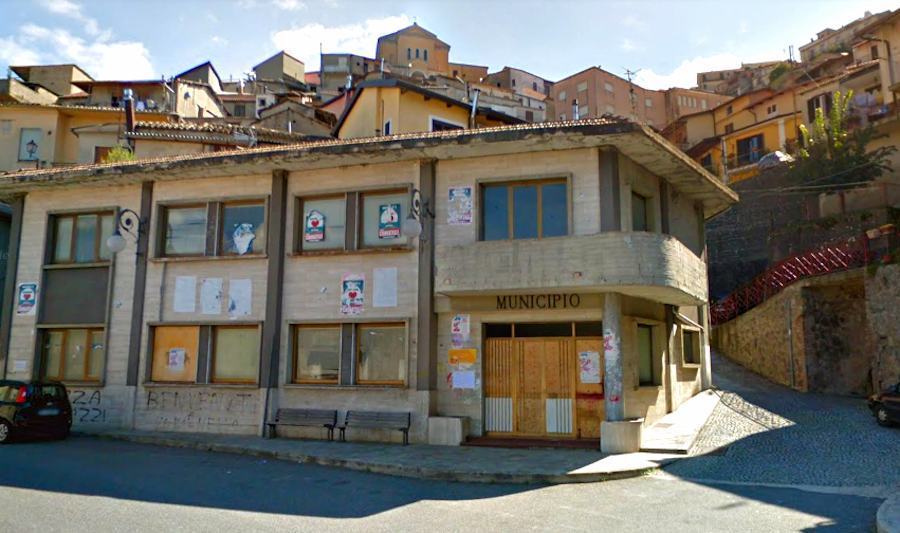 Abuso d'ufficio, rinviati a giudizio sindaco, vice, assessore, sei ex consiglieri e tecnici 51 Comune Sorianello