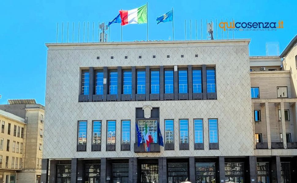 Cosenza, l'amministrazione comunale concede l’uso gratuito di una sede per l’Auser 51 Comune di Cosenza Palazzo dei bruzi 01 5