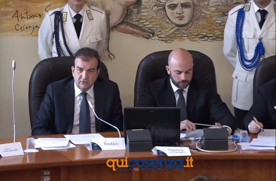 Consiglio comunale Cosenza2