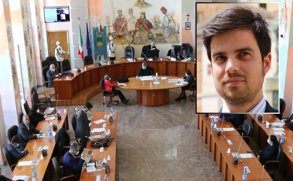 Cosenza, Morcavallo: "consiglio comunale solo per votare sfilza di riconoscimenti" 51 Consiglio comunale cosenza Morcavallo