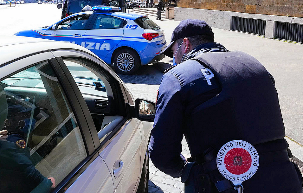 Controlli covid polizia