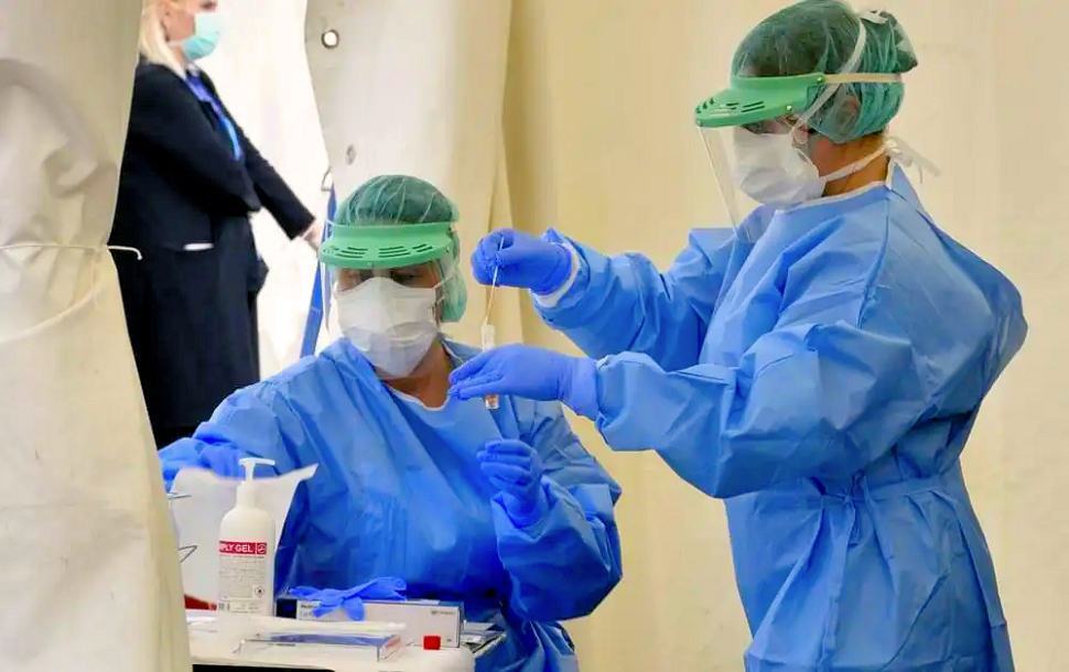 In Calabria +2.173 contagi e 10 morti. Rasi "quest'estate più casi che nelle due precedenti" 51 Coronavirus medici 68