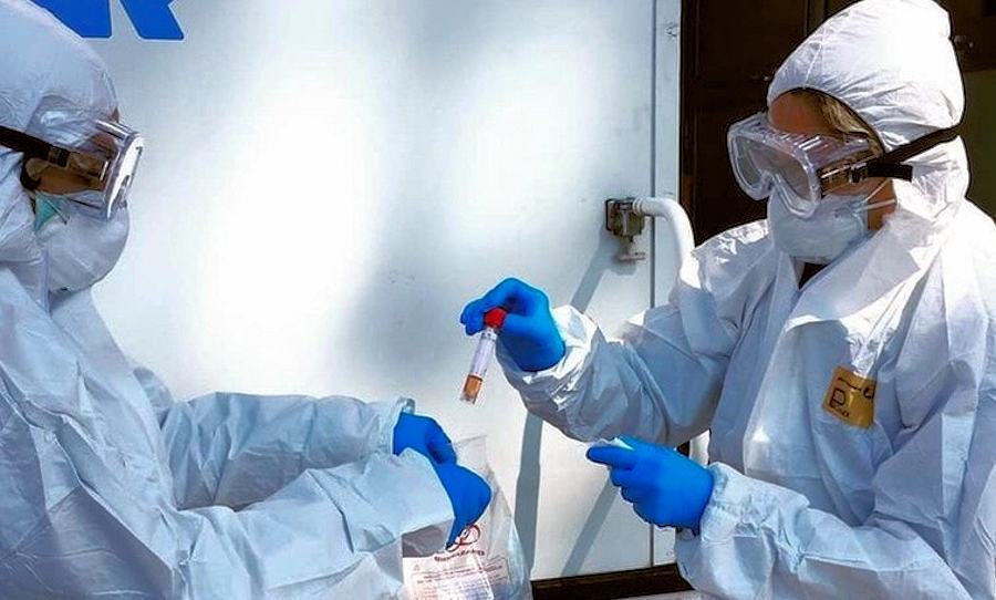 Coronavirus medici tampone 1