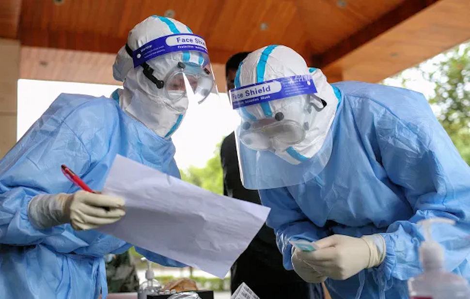 In Calabria +343 contagi, ma ci sono altri 10 morti. Scendono ancora i ricoveri 51 Coronavirus medici4