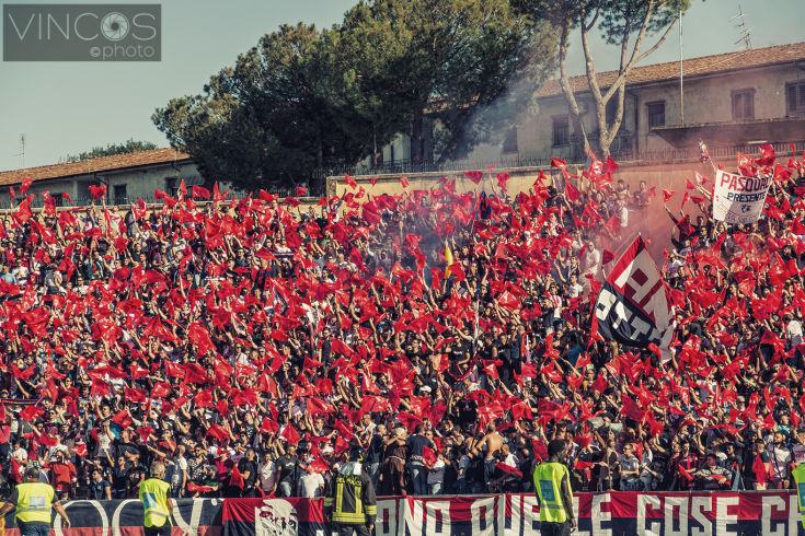 Inizia il countdown per il derby di Calabria. Già attiva la prevendita dei biglietti. Sarà giornata rossoblu 54 Cosenza Catanzaro1