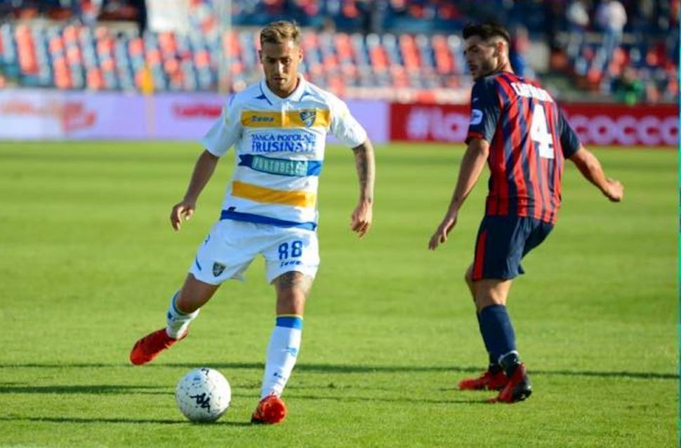Il Cosenza regge l'urto del Frosinone. Apre Gori su rigore, pari di Novakovich 66 Cosenza Frosinone2