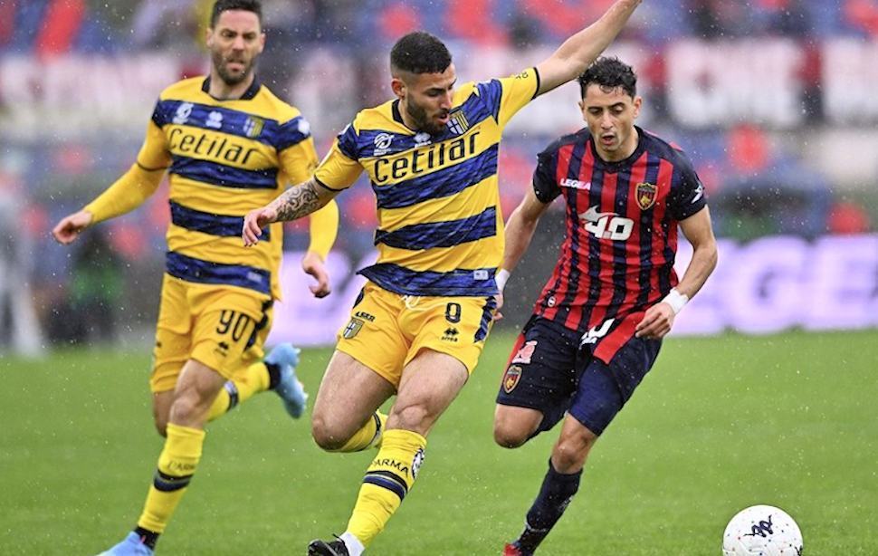 Cosenza è il solito triste e amaro copione. Il Parma passa 3 a 1 al Marulla 74 Cosenza Parma