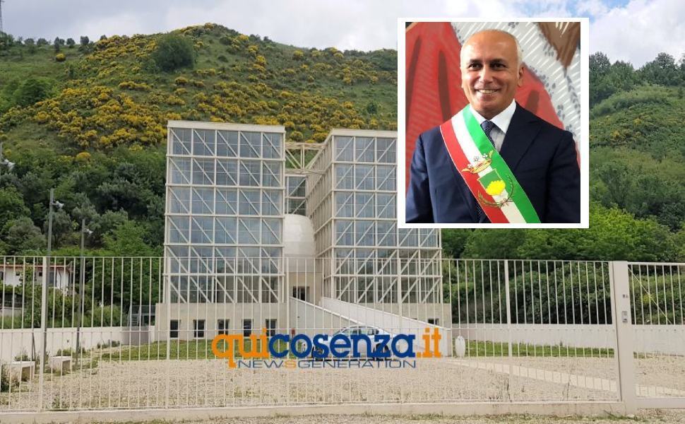 Cosenza Planetario 1 1