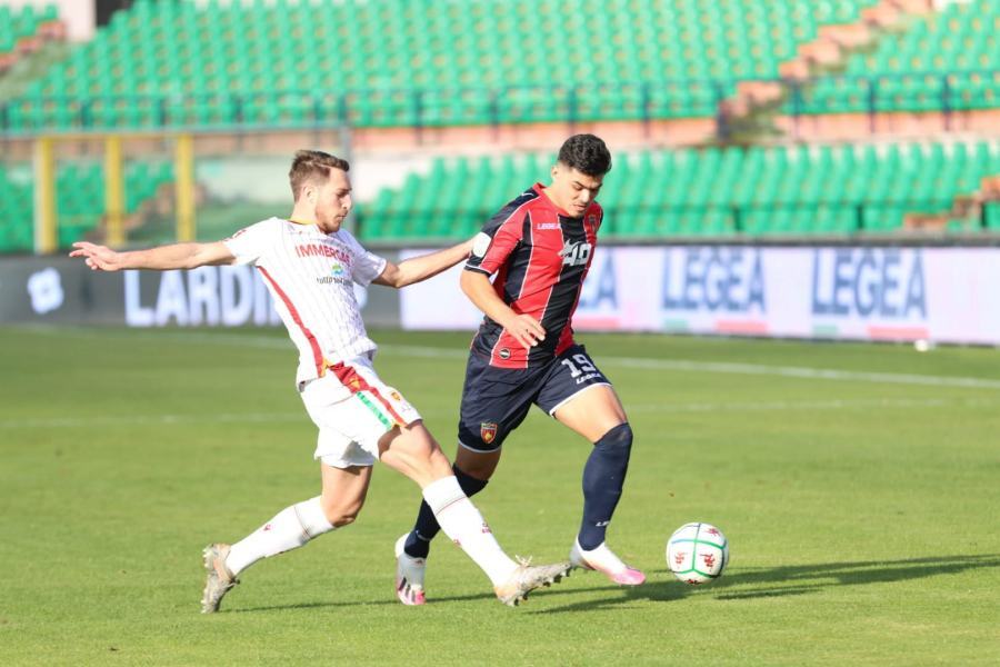 Cosenza così non va. La Reggiana espugna il Marulla, rossoblu in zona play-out 74 Cosenza Reggiana