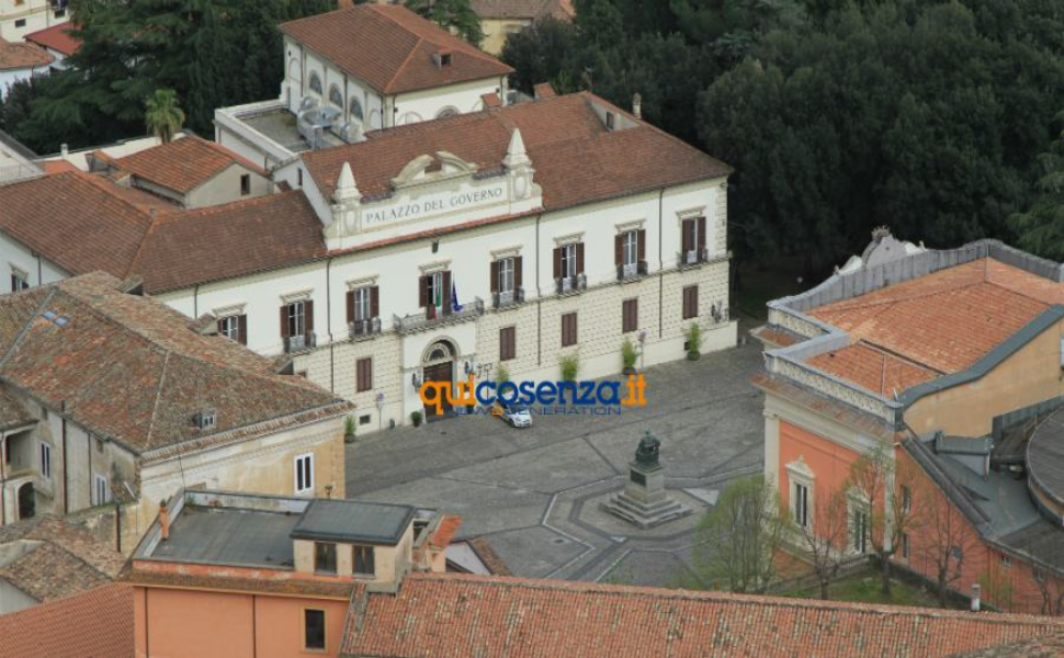 Cosenza piazza 15 marzo provincia centro storico 1 2