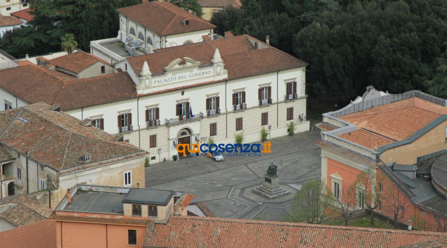 Provincia di Cosenza sempre più green: investe con l'Europa sul futuro 53 Cosenza piazza 15 marzo provincia centro storico 2