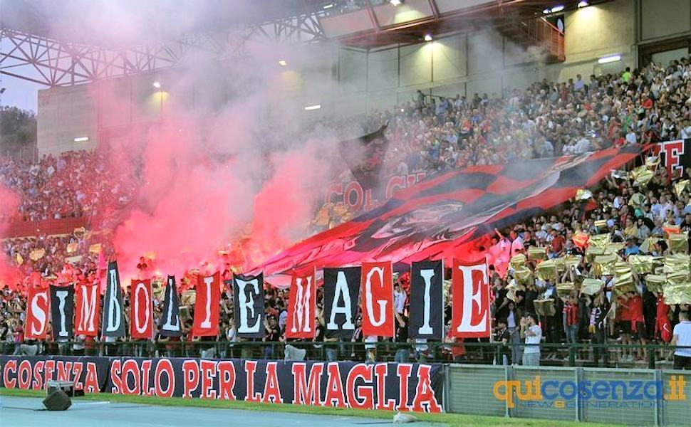 Cosenza tifosi 1