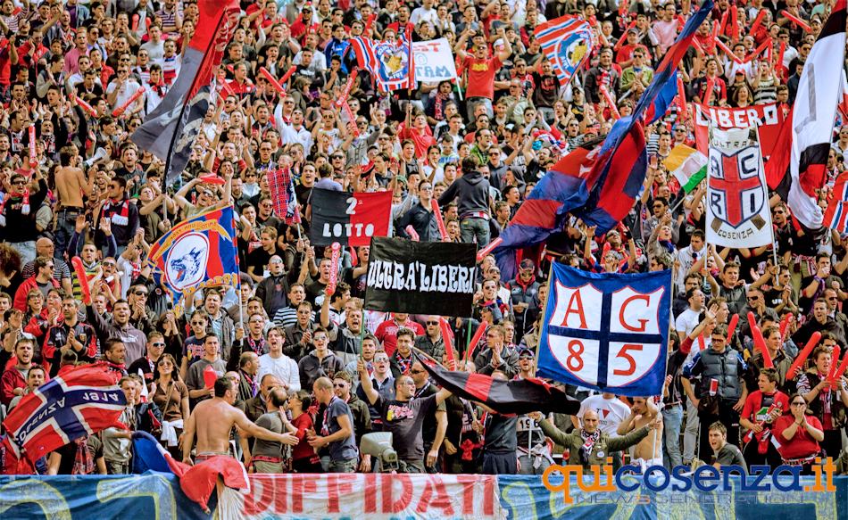 Cosenza tifosi