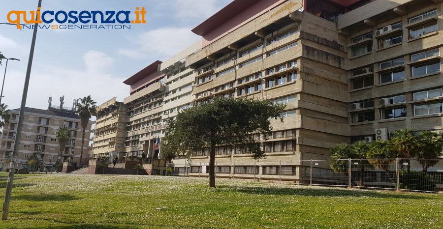 Cosenza: provocarono un aborto per truffare l'assicurazione, quattro condanne 53 Cosenza tribunale 1 7