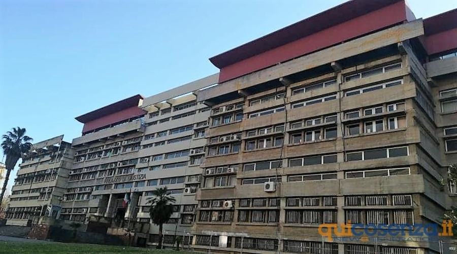 Cosenza tribunale 4