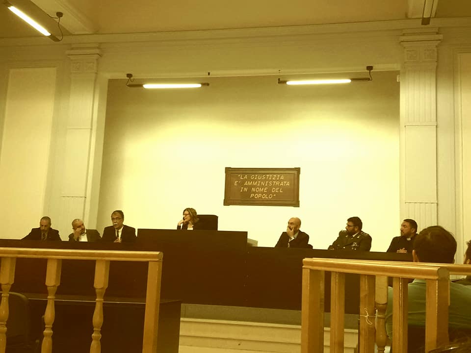 Costabile Inserra Ruotolo Epifanio Casciaro Carrieri e Tillieci parlano agli universitari dellUnical presso il Tribunale di Palmi
