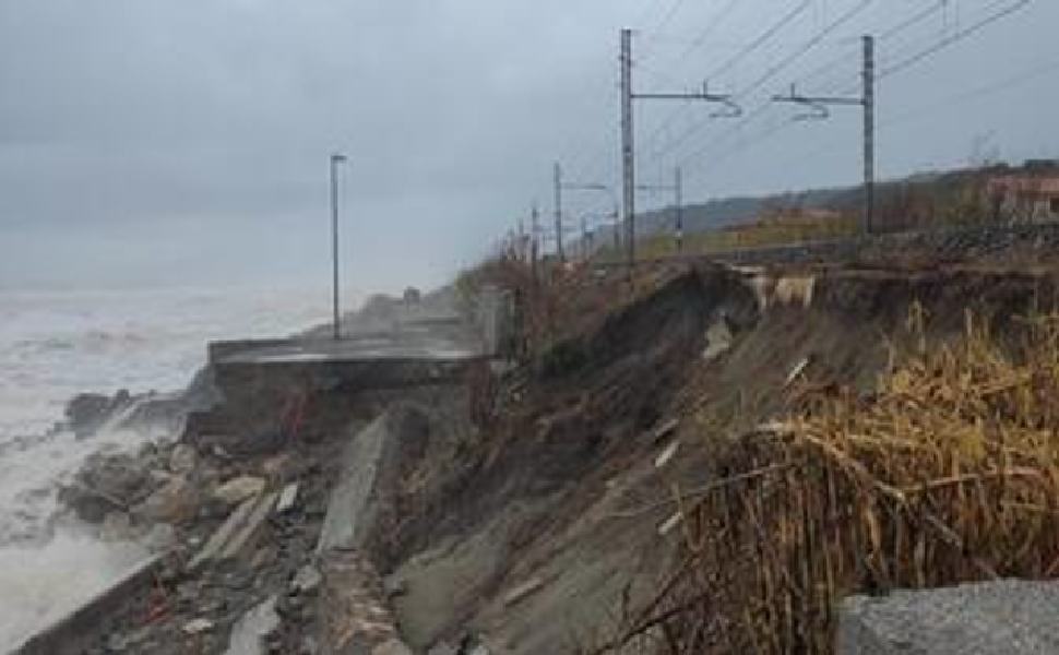 DANNI MAREGGIATE FERROVIA COSENTINO 1