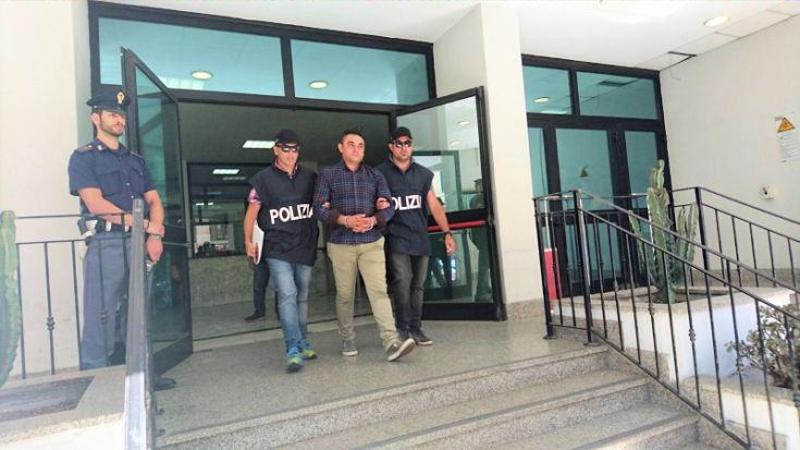 (NOMI ARRESTI) Le mani della 'ndrangheta al Nord: coinvolti politici e funzionari Agenzia delle Entrate. 51 DIA 3