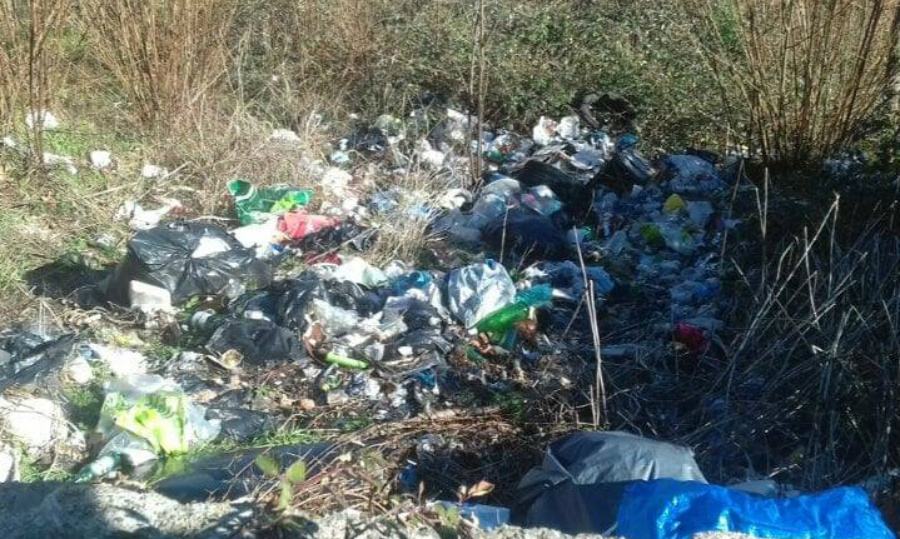 Discarica SP 45 Cerisano Fiumefreddo